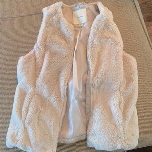 Soft, elegant vest